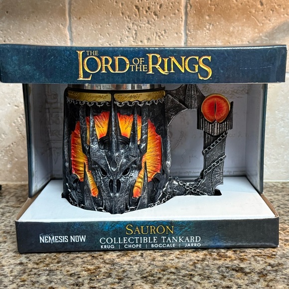 Lord of the Rings Tankard - Picture 1 of 6